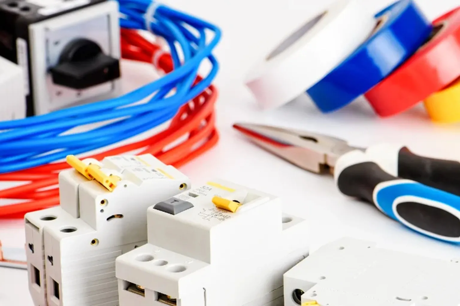 Seguridad al Comprar: Materiales Eléctricos Certificados